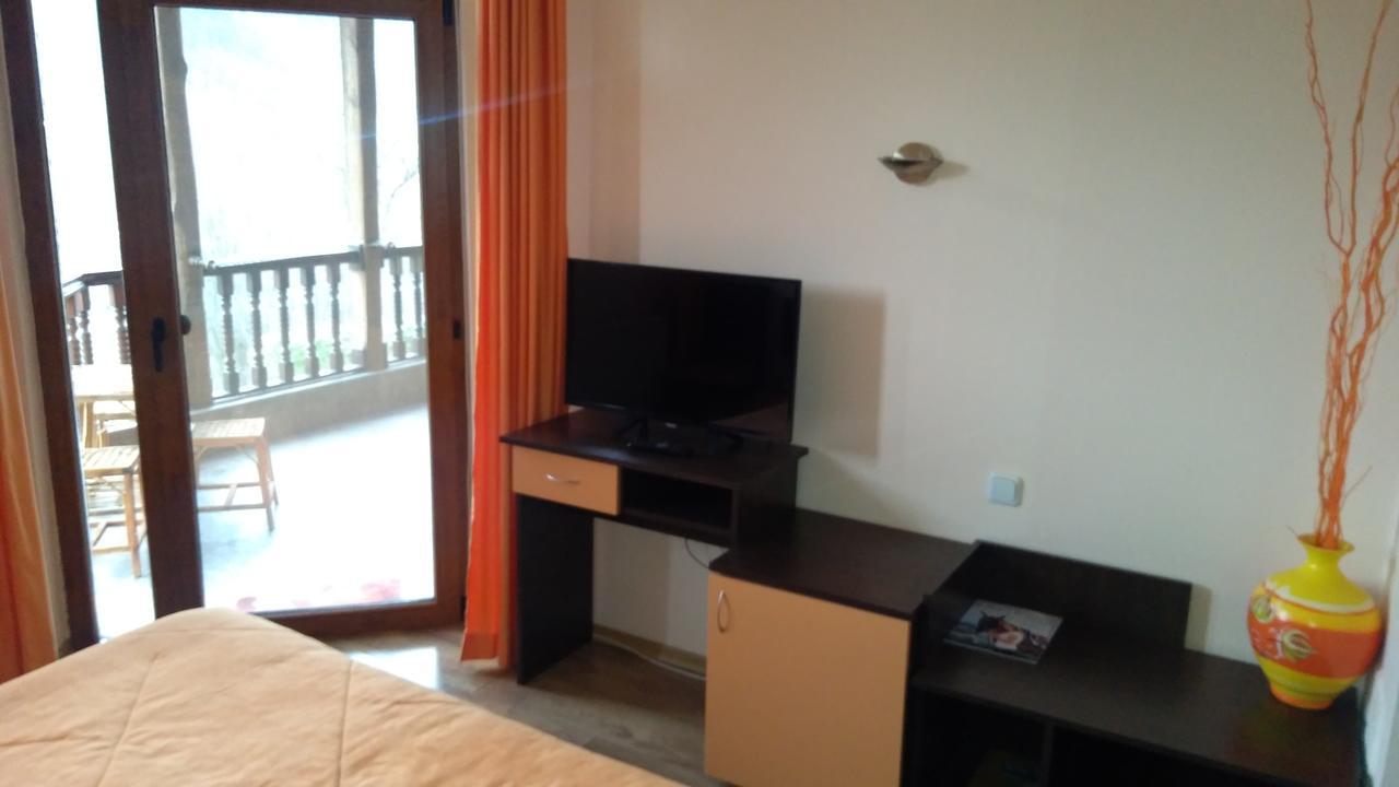 Guest House Alfa Daniel Balkanets  Екстер'єр фото